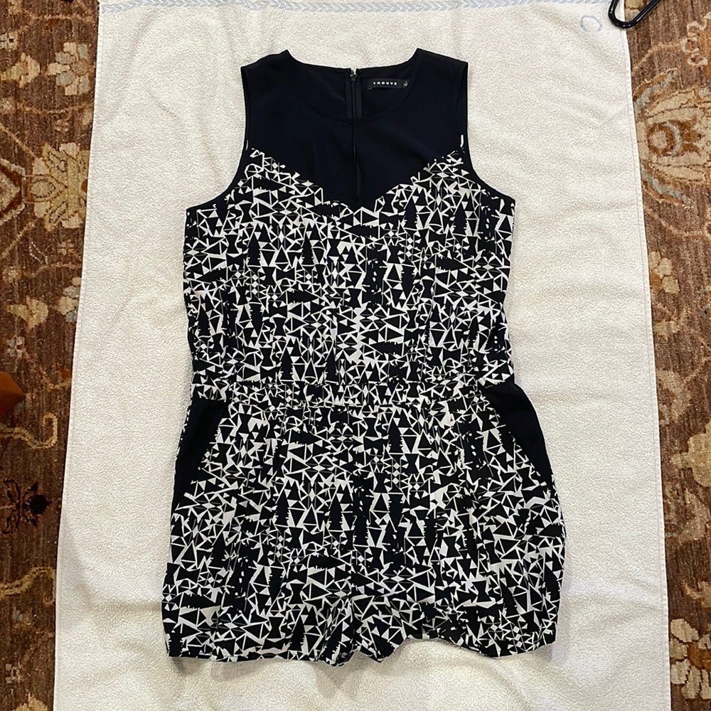 Black and white print romper